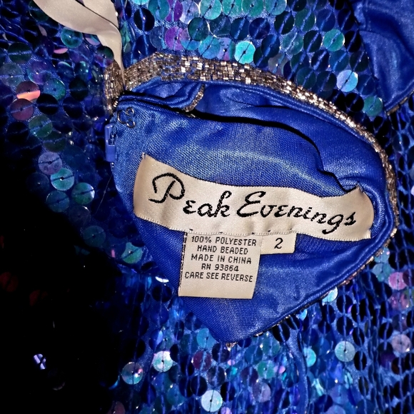 Formal Dress - Picture 3 of 5